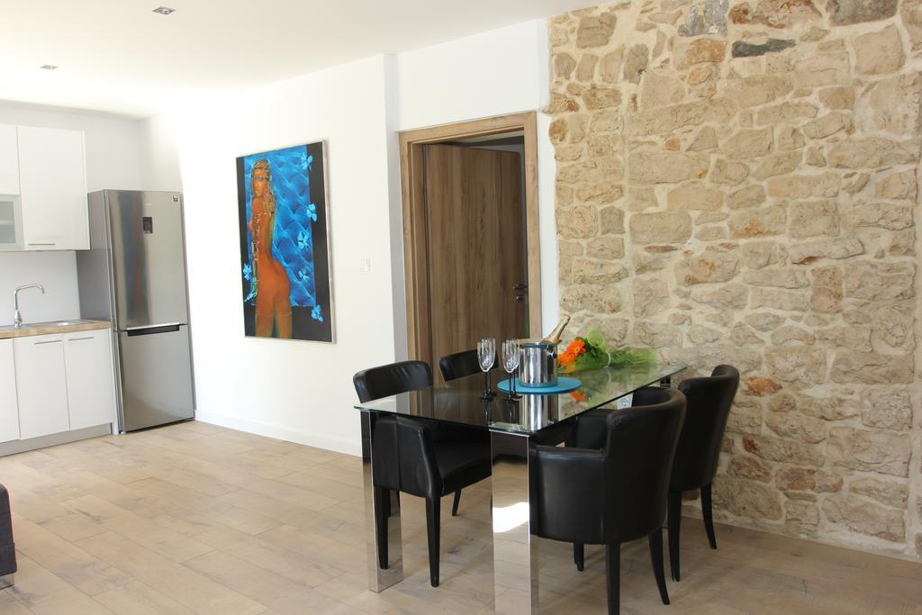 Apartment House Vitaic Supetar Ruang foto